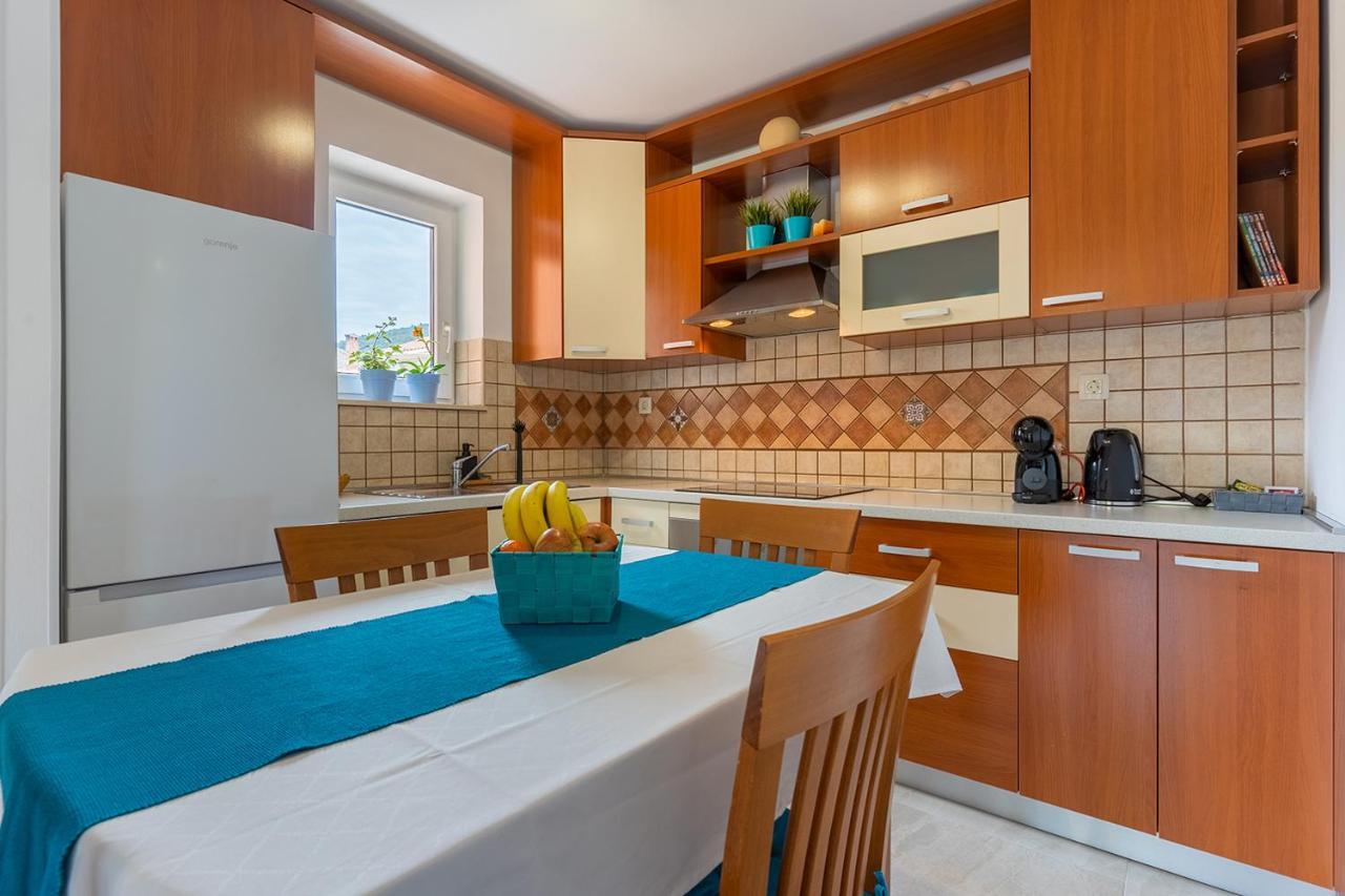 Apartmani Utmar Црес Екстер'єр фото